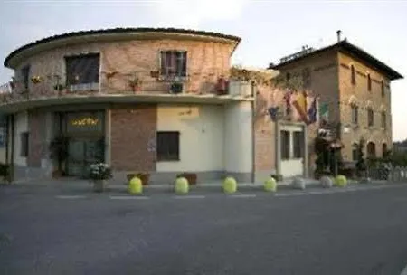 Hotel Alex 3*